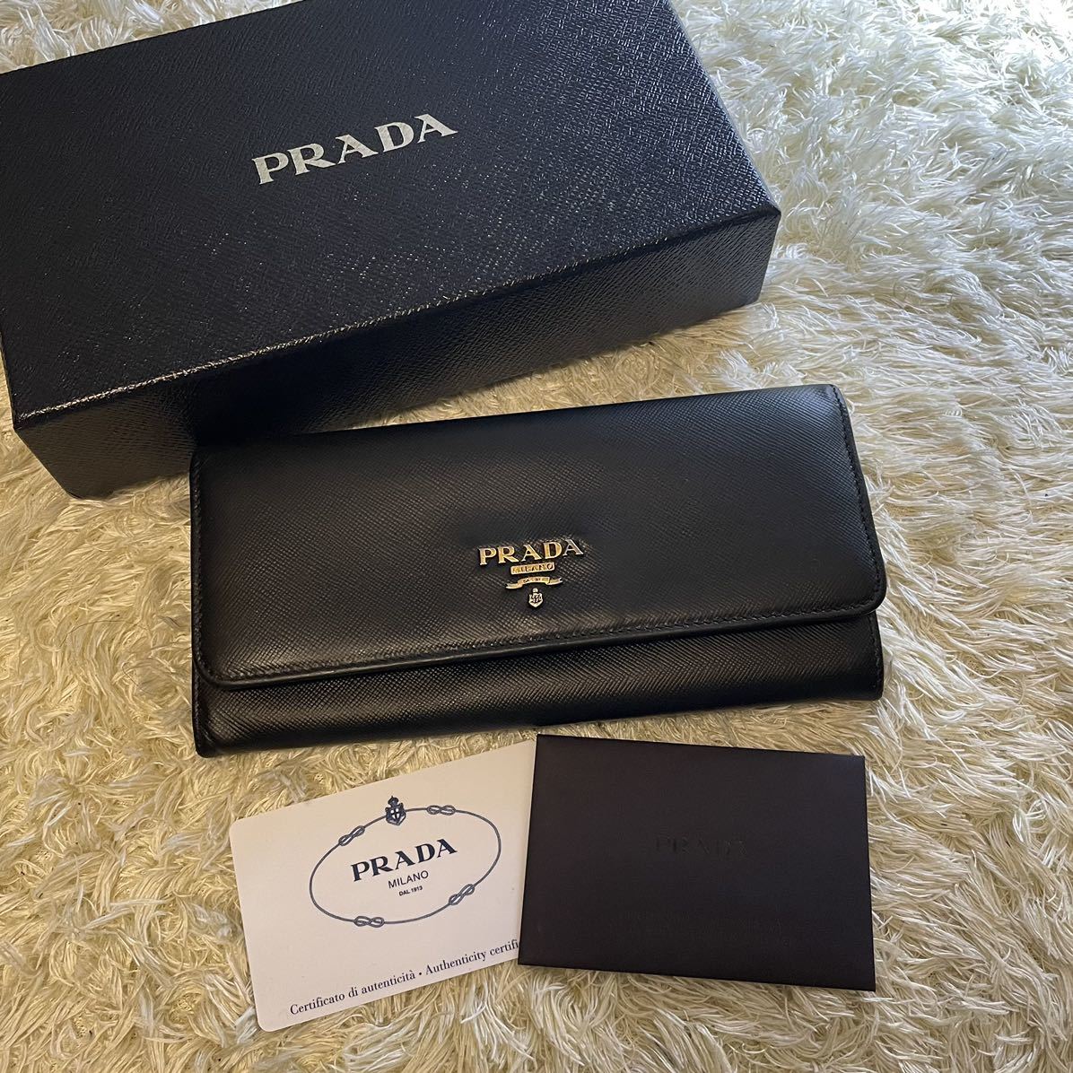PRADA サフィアーノレザー 財布